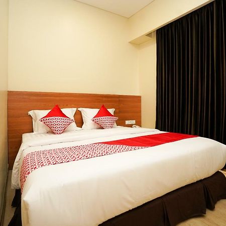 Oyo 1330 Hotel Cahaya 3 Brebek Dış mekan fotoğraf