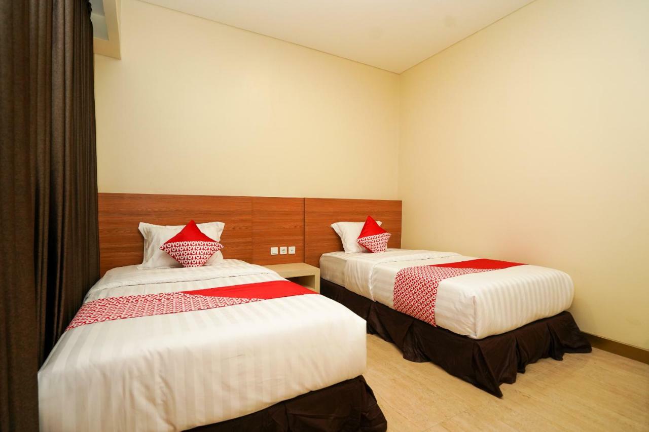 Oyo 1330 Hotel Cahaya 3 Brebek Dış mekan fotoğraf